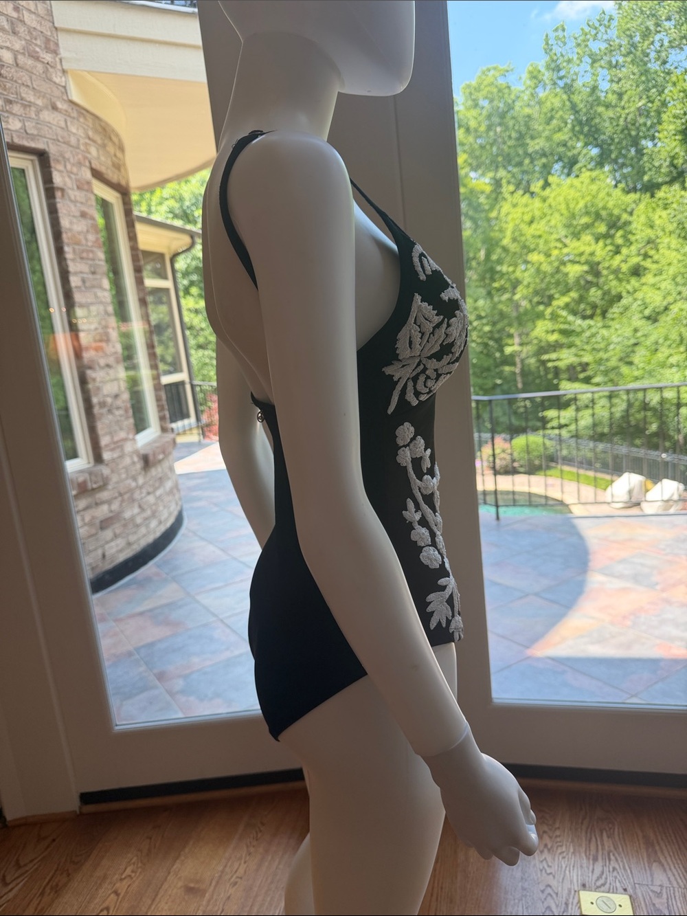 Stunning!! Black One-Piece Swimsuit with White Floral Appliqué - Picture 3 of 8